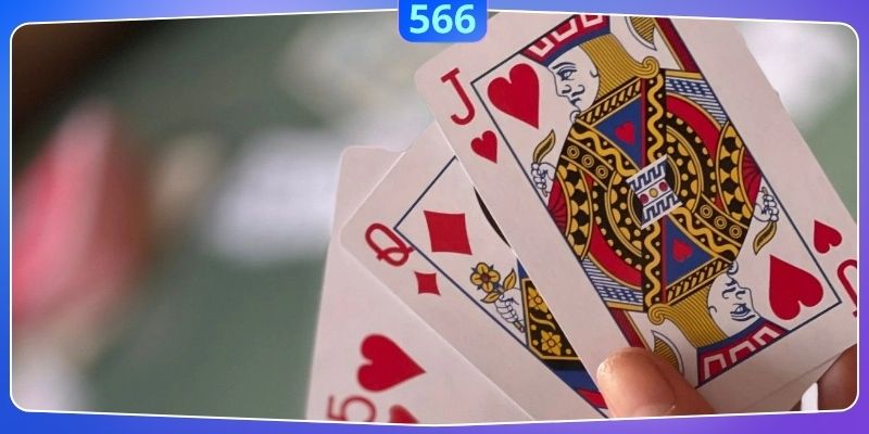 Cách chơi bài tố ba lá hiệu quả bằng việc quan sát